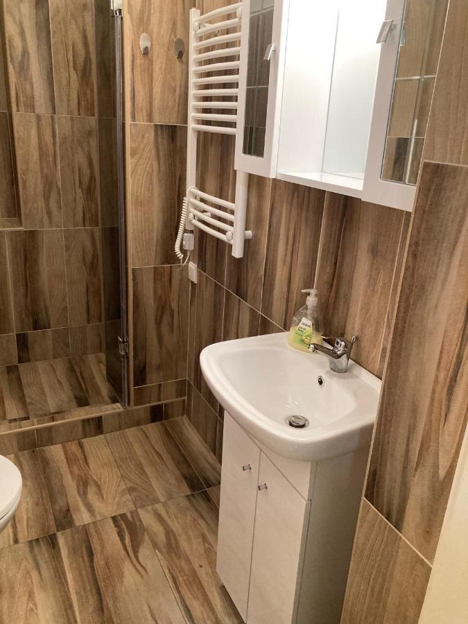 Roland Apartmant Zuglo Apartman *
